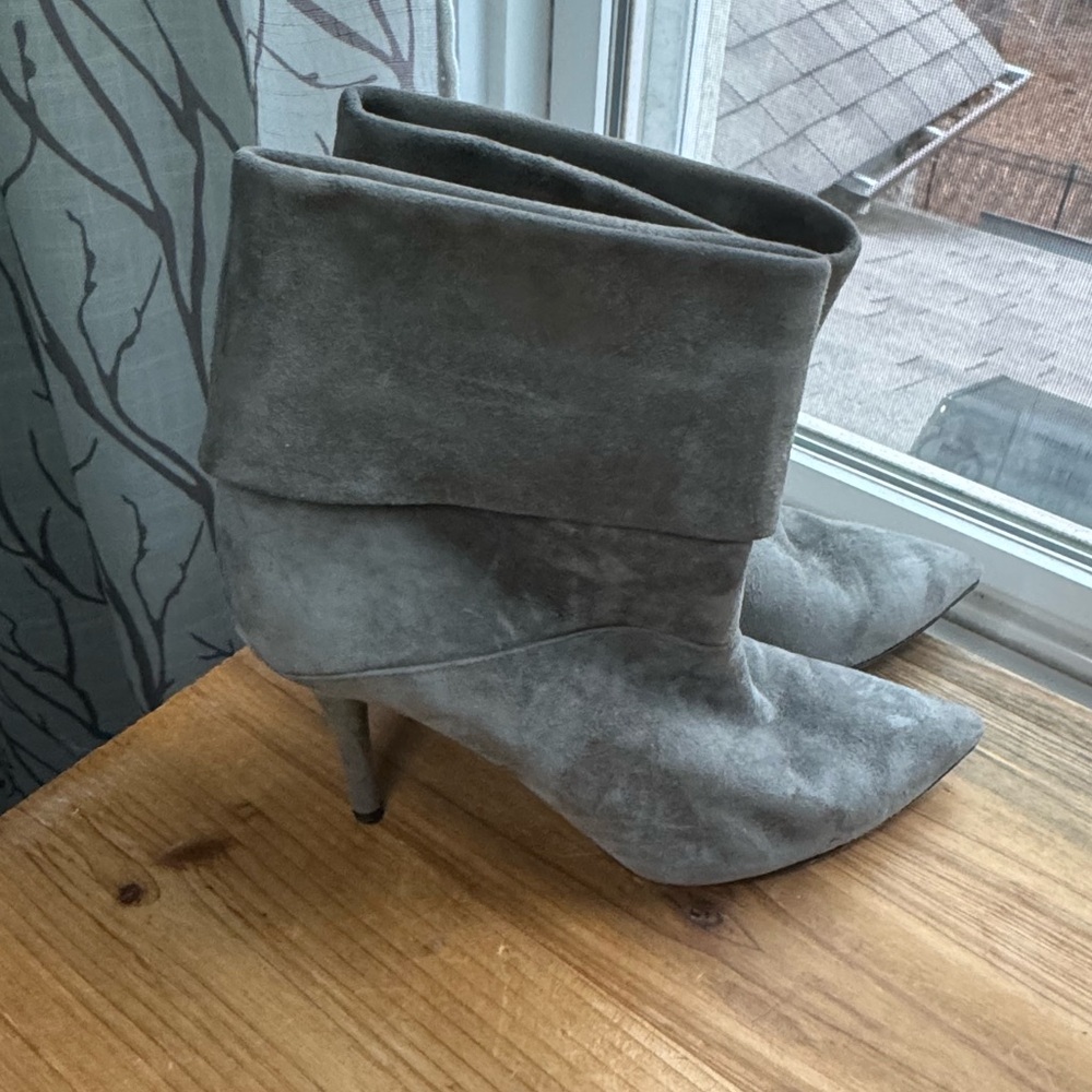AQUAZZUBA Gray Suede Foldover Boots - Picture 3 of 8